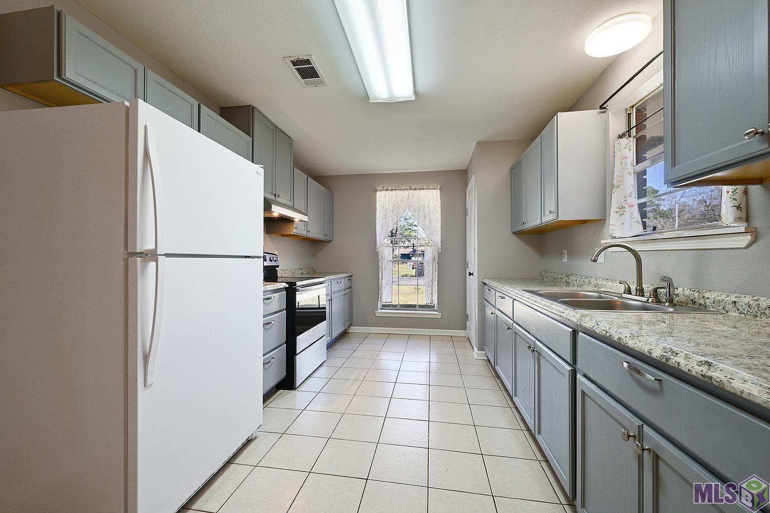 16922 Bonham Avenue Baton Rouge, LA 70816 - Photo 5 of 14 Gallery Image 5