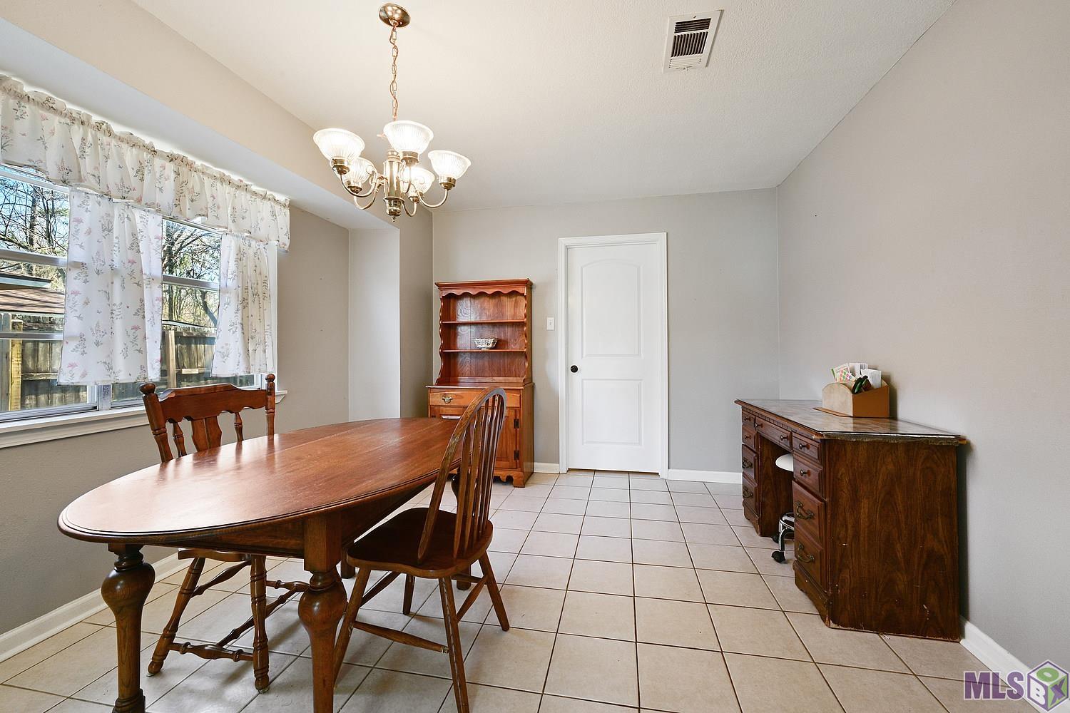 16922 Bonham Avenue Baton Rouge, LA 70816 - Photo 6 of 14 Gallery Image 6
