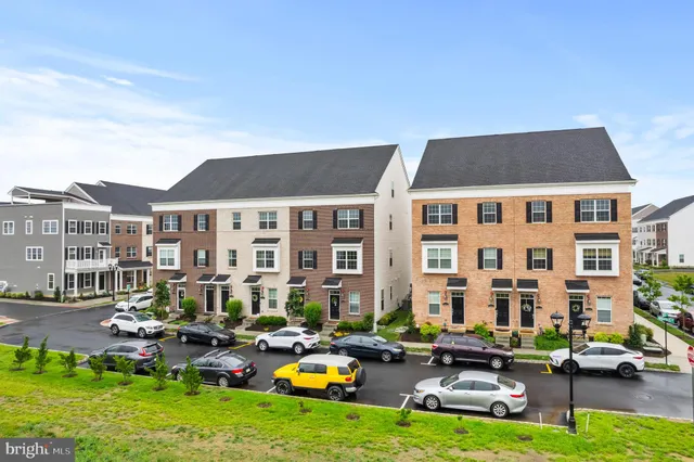 $3,000 | 204 A Dock Street, Bensalem, PA 19020