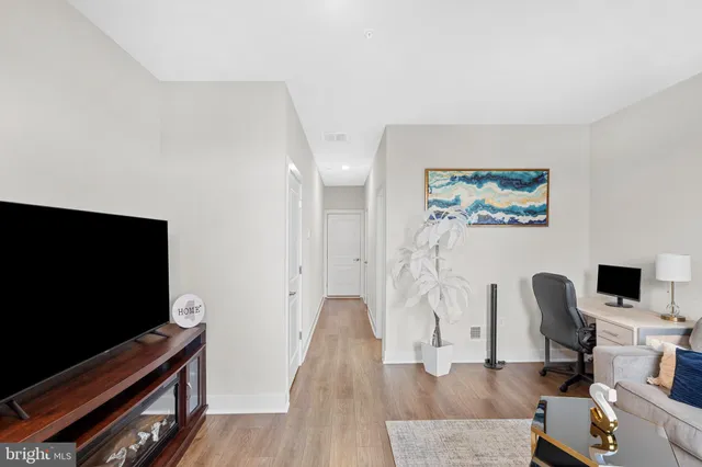 $3,000 | 204 A Dock Street, Bensalem, PA 19020