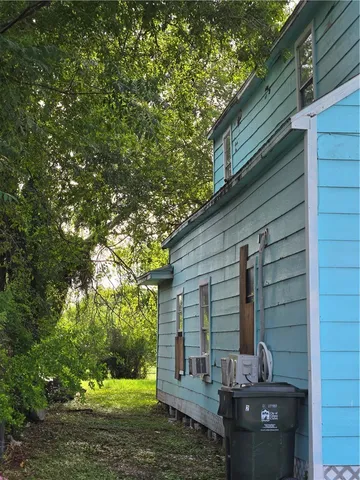 $114,500 | 1011 South Alameda Street, Corpus Christi, TX 78404