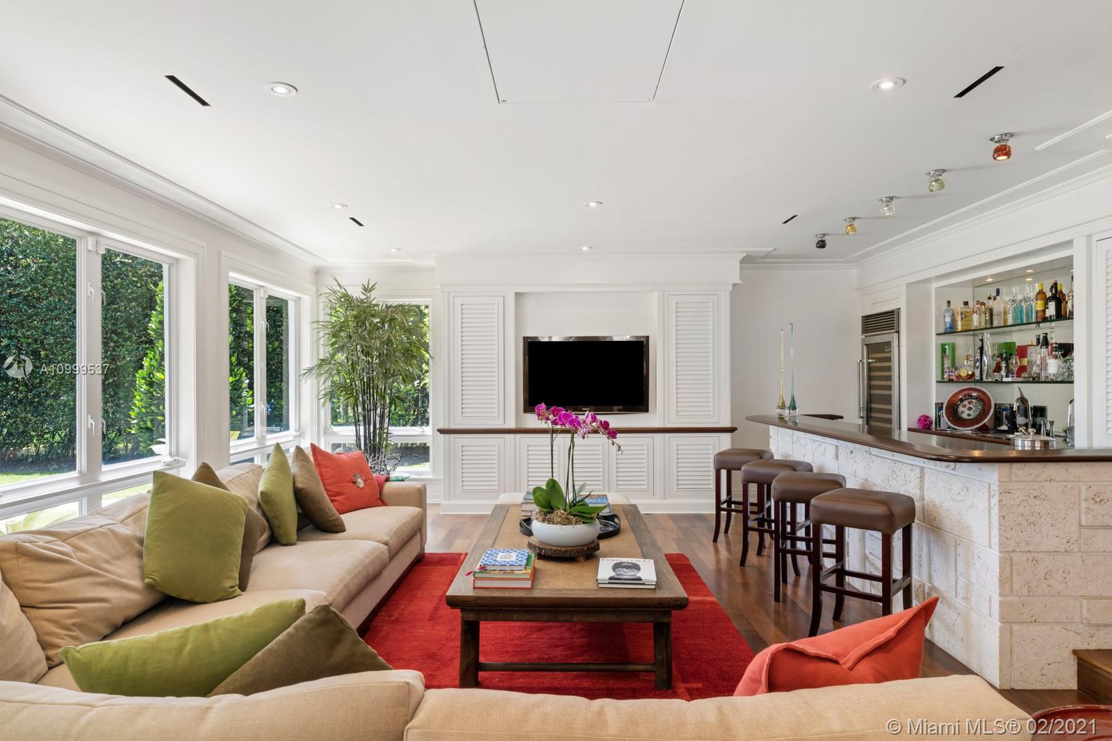 4511 Lake Road Miami, FL 33137 - Photo 13 of 37