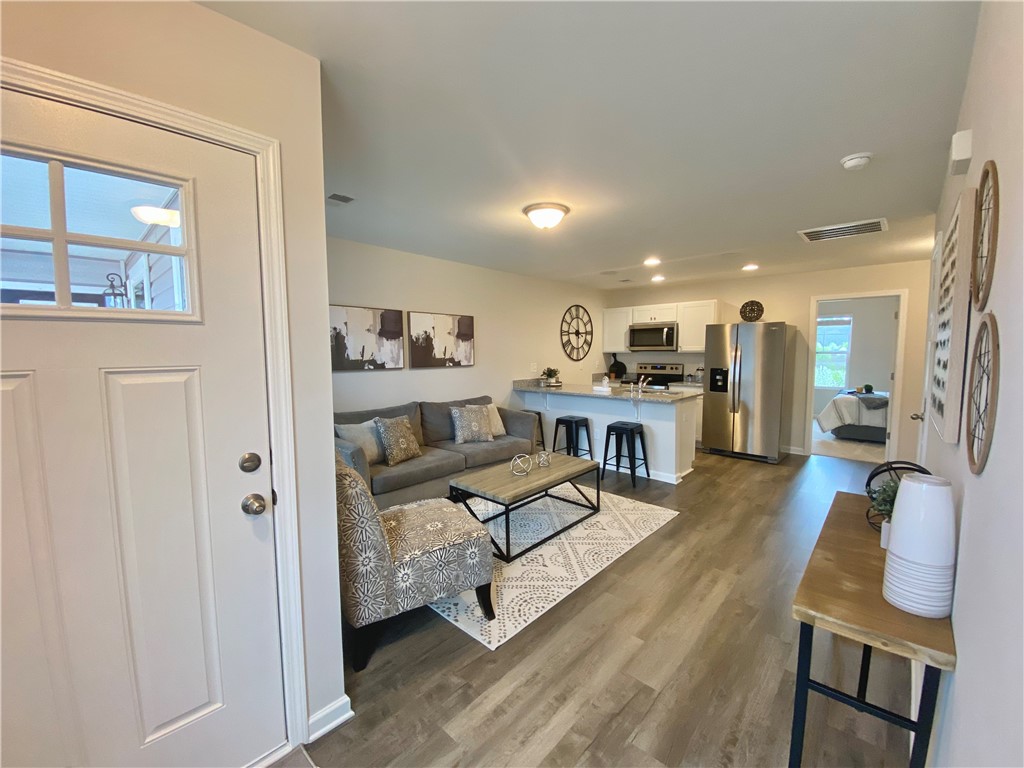 119 Adger Road Pendleton, SC 29670 - Photo 4 of 19