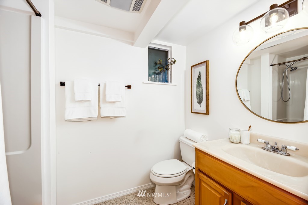 6659 Beveridge Place Southwest Seattle, WA 98136 - Photo 17 of 24 Gallery Image 17