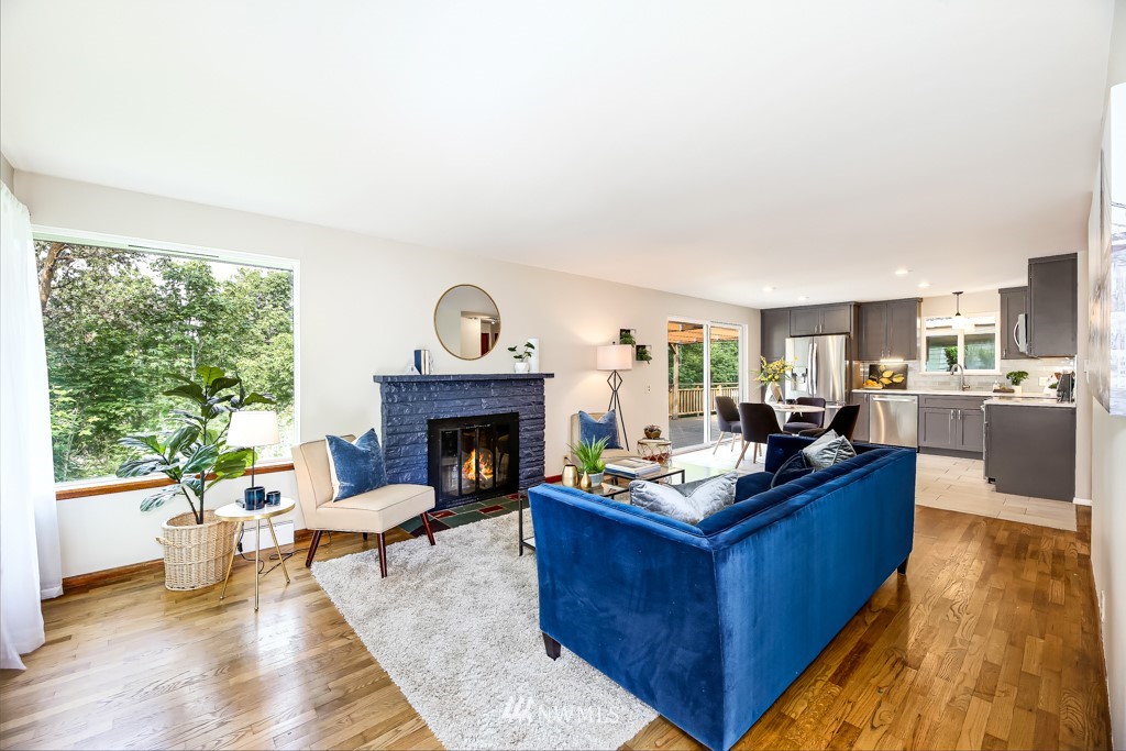 6659 Beveridge Place Southwest Seattle, WA 98136 - Photo 3 of 24 Gallery Image 3