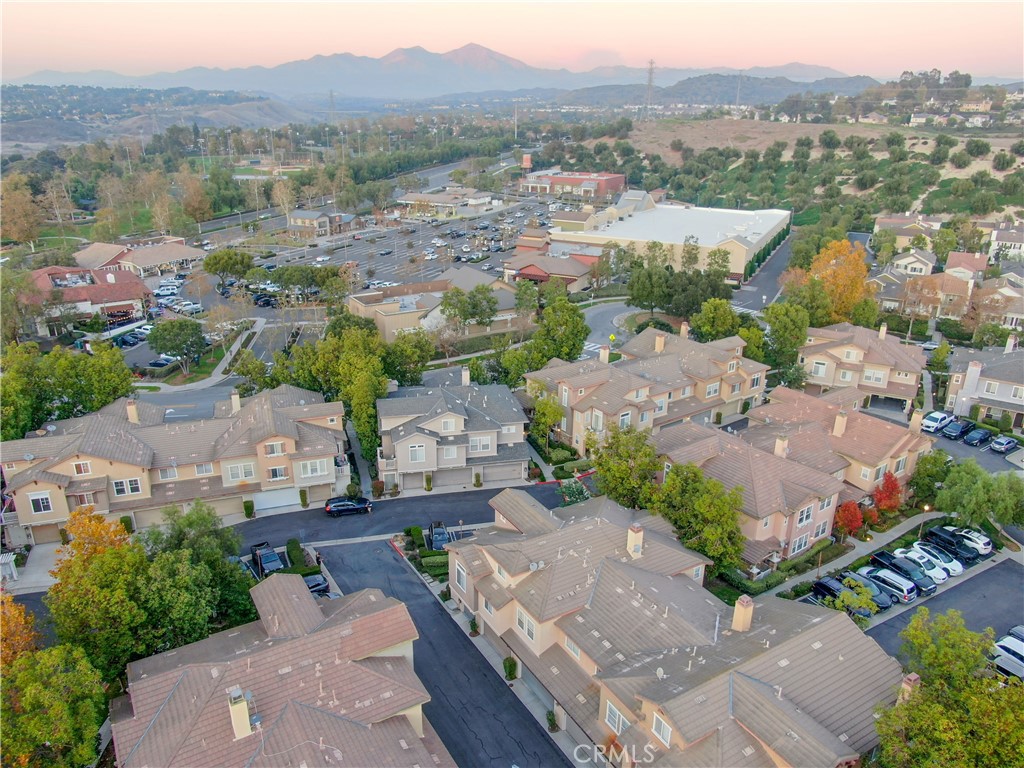 20 Garrison Loop Ladera Ranch, CA 92694 - Photo 5 of 55