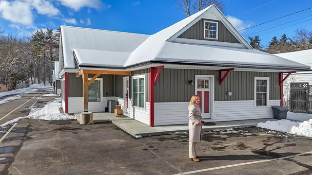 $275,000 | 4 A Villa Brasi Lane, Boscawen, NH 03303