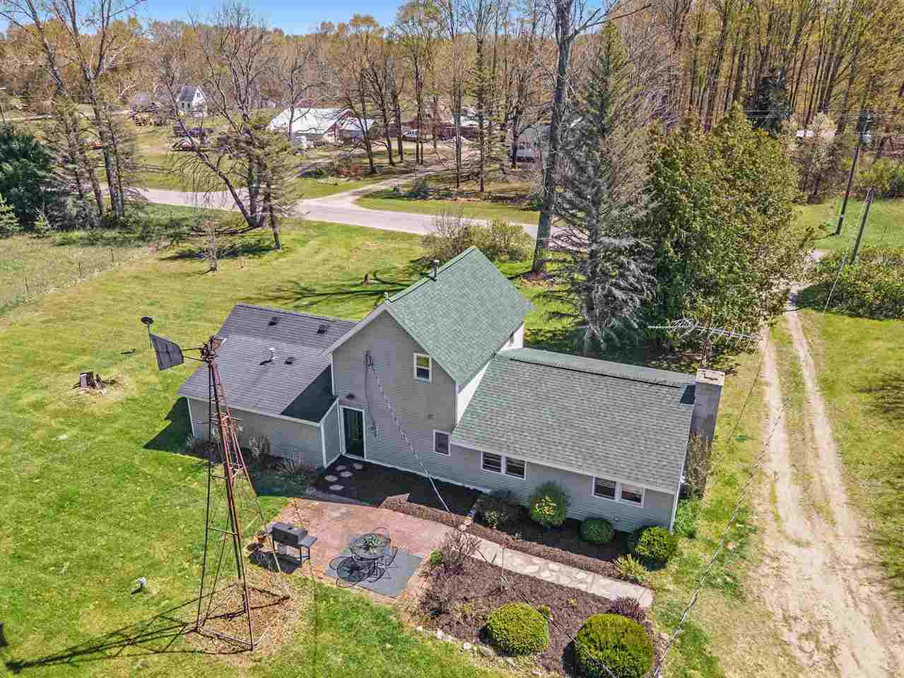 15338 King Road Thompsonville, MI 49683 - Photo 1 of 51 1887383.JPG