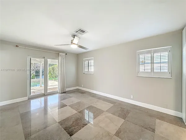a view of a garage room