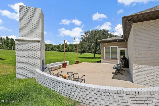 $318,000 | 3521 Utah Road, Lena, MS 39094