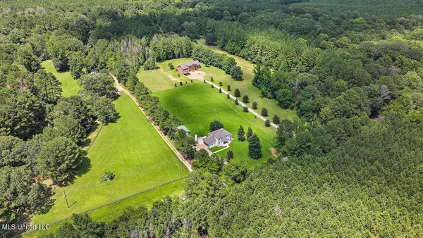 $299,000 | 3521 Utah Road, Lena, MS 39094