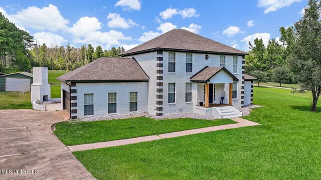 $318,000 | 3521 Utah Road, Lena, MS 39094