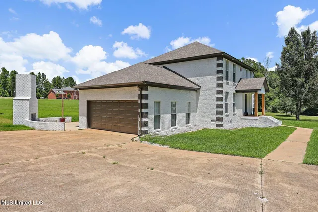 $318,000 | 3521 Utah Road, Lena, MS 39094