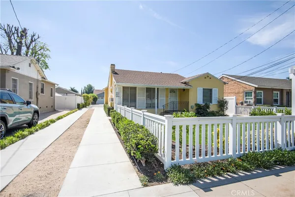 $3,900 | 1040 West Almond Avenue, Orange, CA 92868