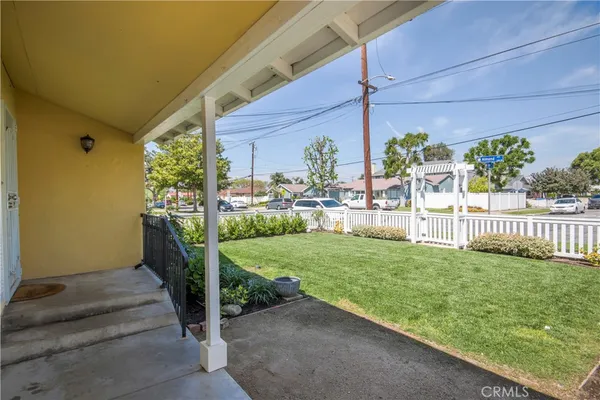 $3,900 | 1040 West Almond Avenue, Orange, CA 92868