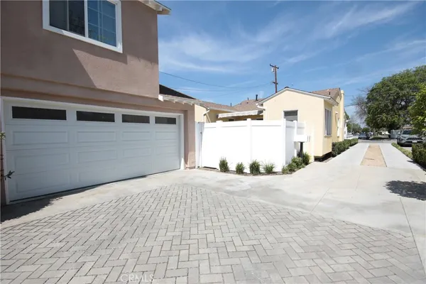 $3,900 | 1040 West Almond Avenue, Orange, CA 92868