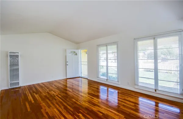 $3,900 | 1040 West Almond Avenue, Orange, CA 92868