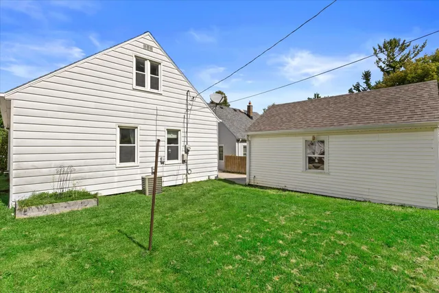 $299,900 | 7629 Eagle Street, Wauwatosa, WI 53213