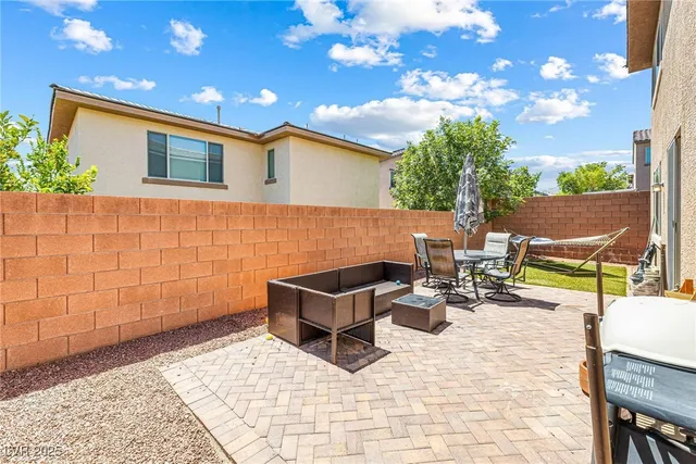 $618,900 | 10523 Laurel Mountain Lane, Las Vegas, NV 89166