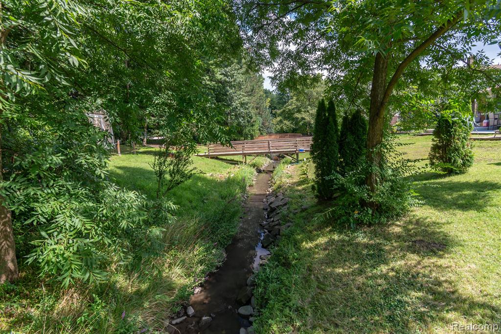 43014 Arlington Road Canton, MI 48187 - Photo 29 of 31