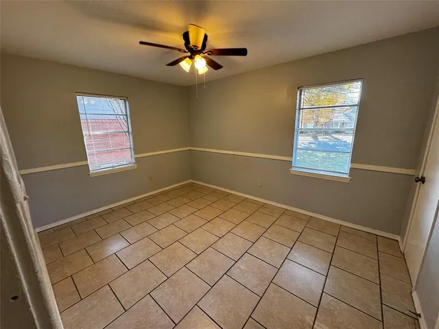 $1,200 | 1309 Ann Arbor Drive, Corsicana, TX 75110