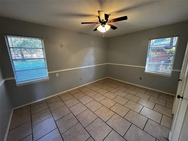 $1,200 | 1309 Ann Arbor Drive, Corsicana, TX 75110