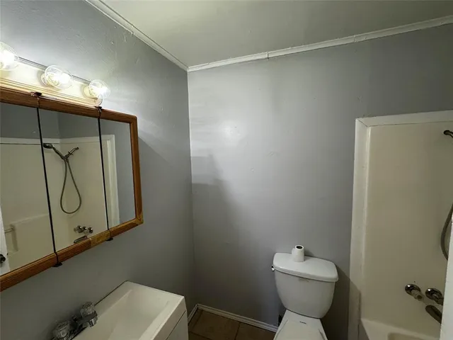 $1,200 | 1309 Ann Arbor Drive, Corsicana, TX 75110