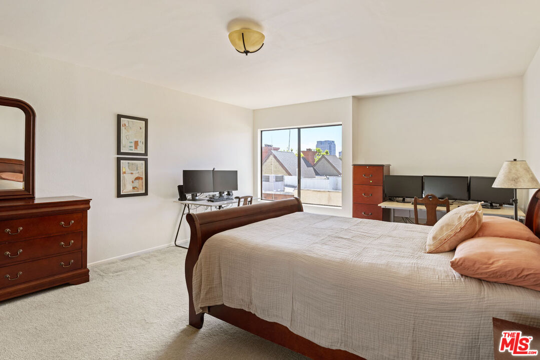 1325 Valley View Road, Unit 304 Glendale, CA 91202 - Photo 15 of 21