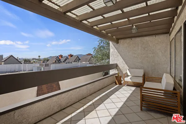 $799,000 | 1325 Valley View Road, Unit 304, Glendale, CA 91202