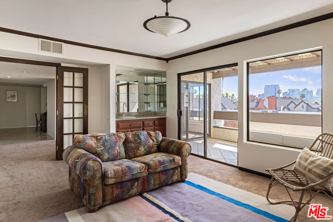 1325 Valley View Road, Unit 304 Glendale, CA 91202 - Photo 9 of 21