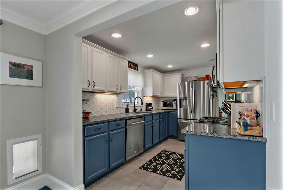 170 Heritage Road North Kingstown, RI 02852 - Photo 12 of 43