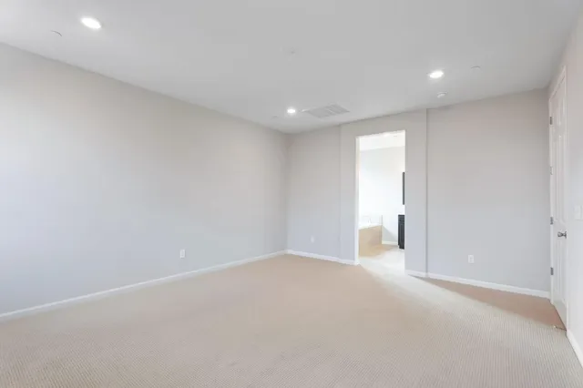 $589,990 | 3215 Lourdes Avenue, Clovis, CA 93619