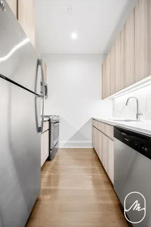 $5,500 | 15 Park Row, Unit 15D | Financial District