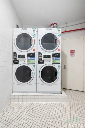 $5,500 | 15 Park Row, Unit 15D | Financial District