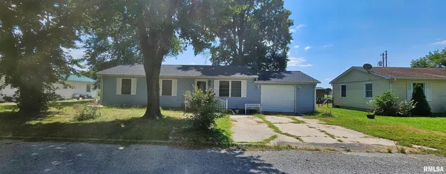 $84,900 | 93 Seminole Street, McClure, IL 62957