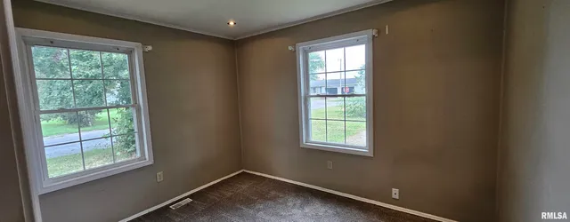 $84,900 | 93 Seminole Street, McClure, IL 62957