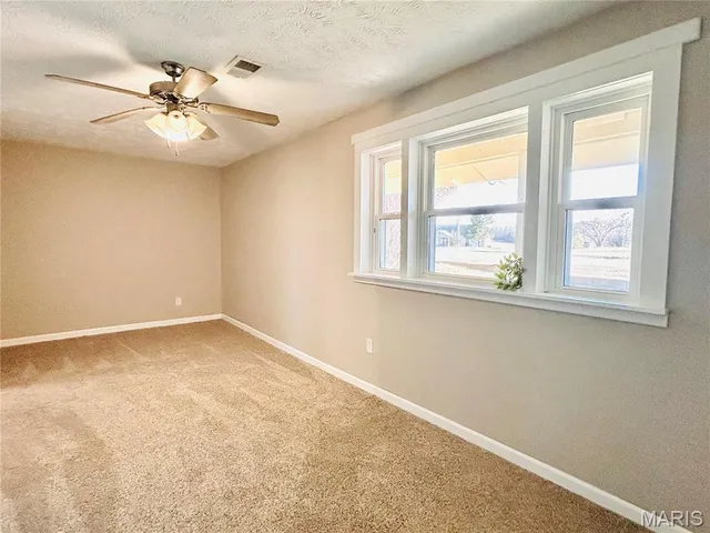 $165,000 | 555 Eisenhower Street, Rolla, MO 65401