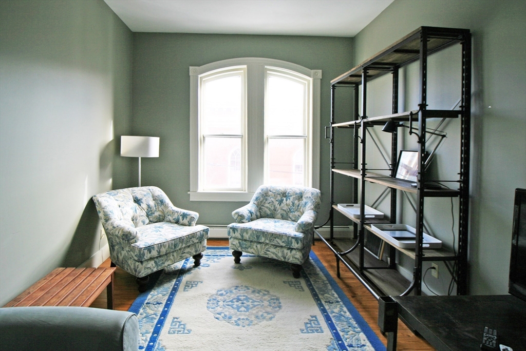 29 Pleasant Street, Unit 1 Northampton, MA 01060 - Photo 16 of 20