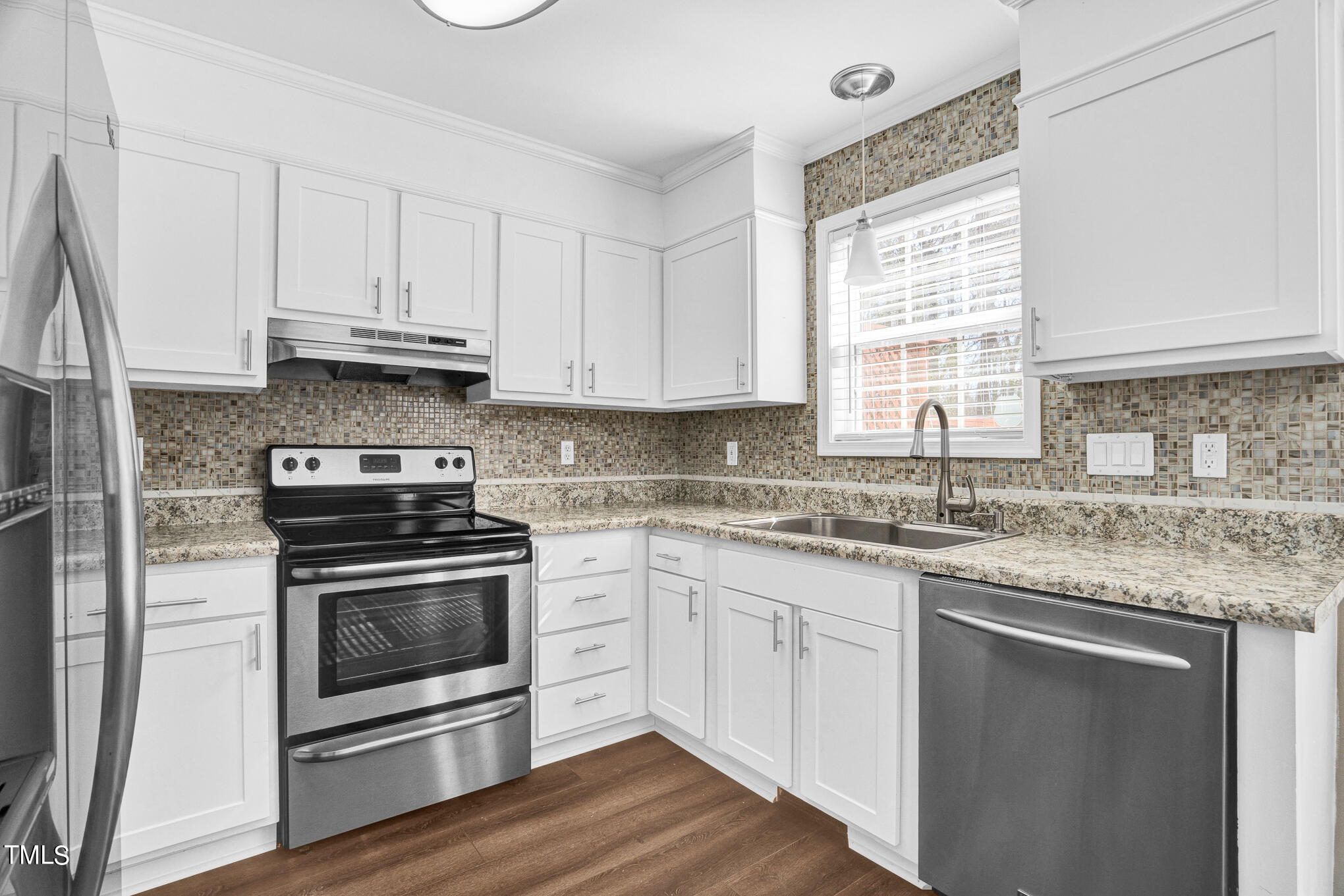 1104 Pilton Place Raleigh, NC 27604 - Photo 10 of 30 9