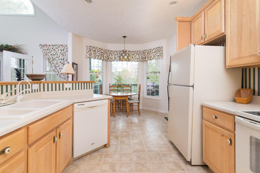 826 Big Ridge Park Road Maynardville, TN 37807 - Photo 8 of 21 Dine-in Kitchen