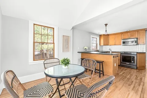 $1,225,000 | 53 Lake Street, Winchester, MA 01890