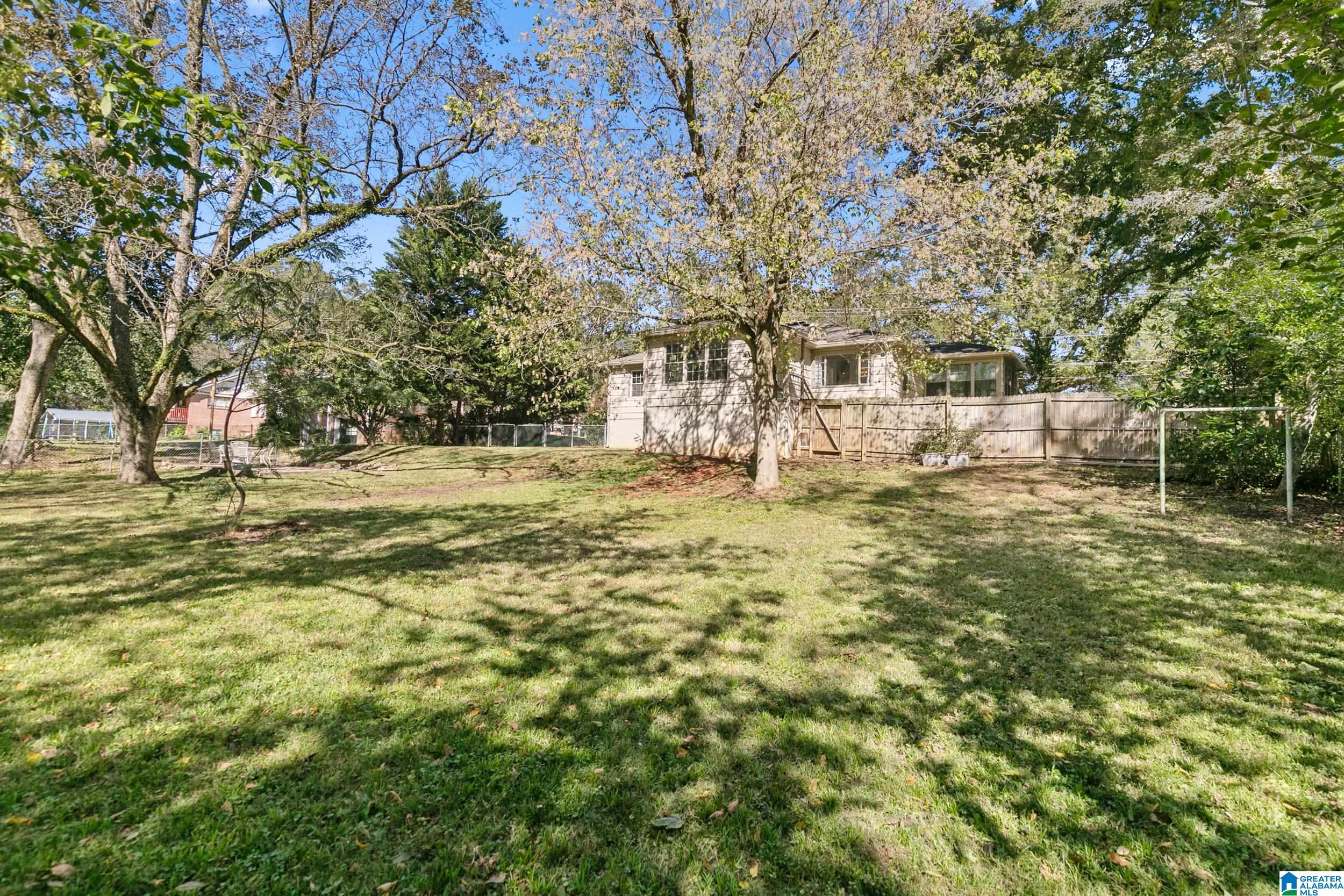 741 Martinwood Road Birmingham, AL 35235 - Photo 16 of 32