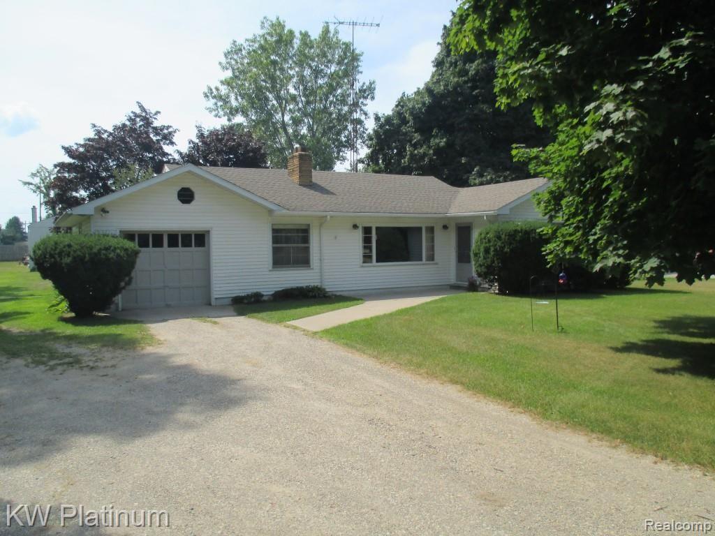 8040 Emigh Road Lexington, MI 48450 - Photo 1 of 19 IMG_0260.jpg