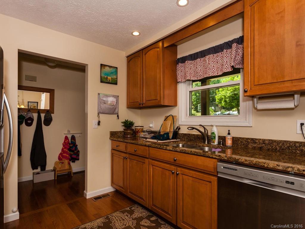 171 Quail Ridge Road Mills River, NC 28759 - Photo 9 of 24 Gallery Image 9