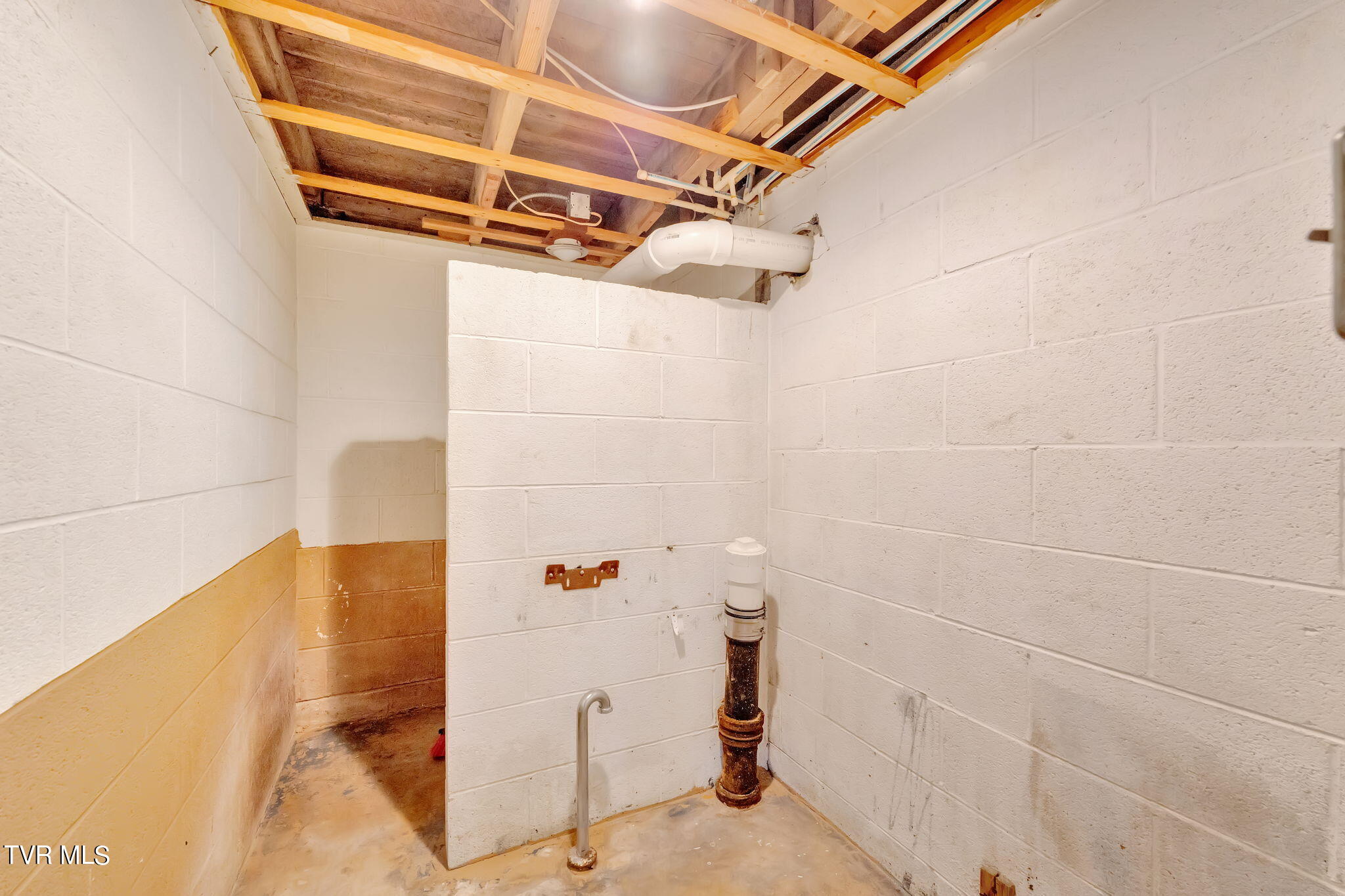 45 Milligan Road Afton, TN 37616 - Photo 26 of 36 32-web-or-mls-DSC09256