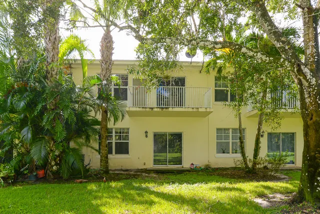 $2,150 | 3944 Sabal Way, Fort Pierce, FL 34981