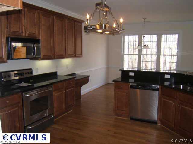 3159 Maidens Road Powhatan, VA 23139 - Photo 2 of 9 Kitchen