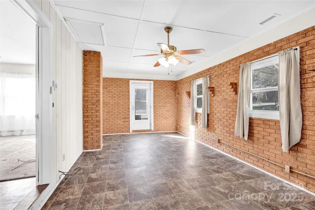 $160,000 | 5046 Oxford School Road, Claremont, NC 28610