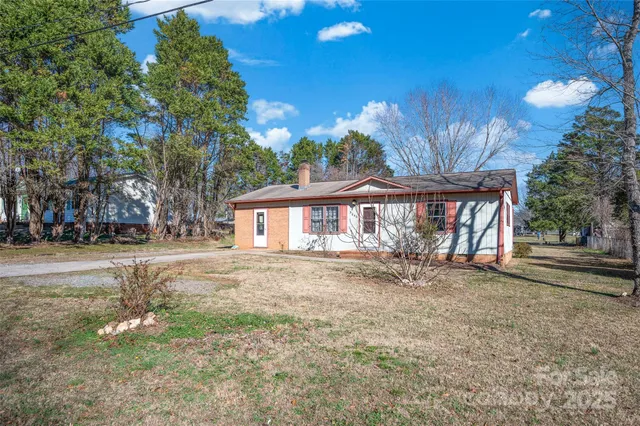$160,000 | 5046 Oxford School Road, Claremont, NC 28610