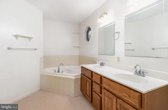 $494,900 | 6825 Glatfelters Station Road, Seven Valleys, PA 17360